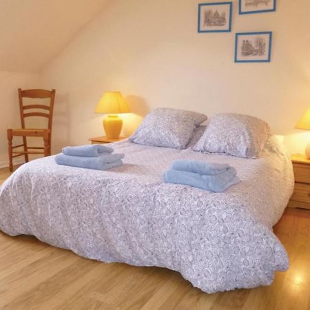 3 Bedroom Cozy Home In Brucheville Carentan-les-Marais Bagian luar foto